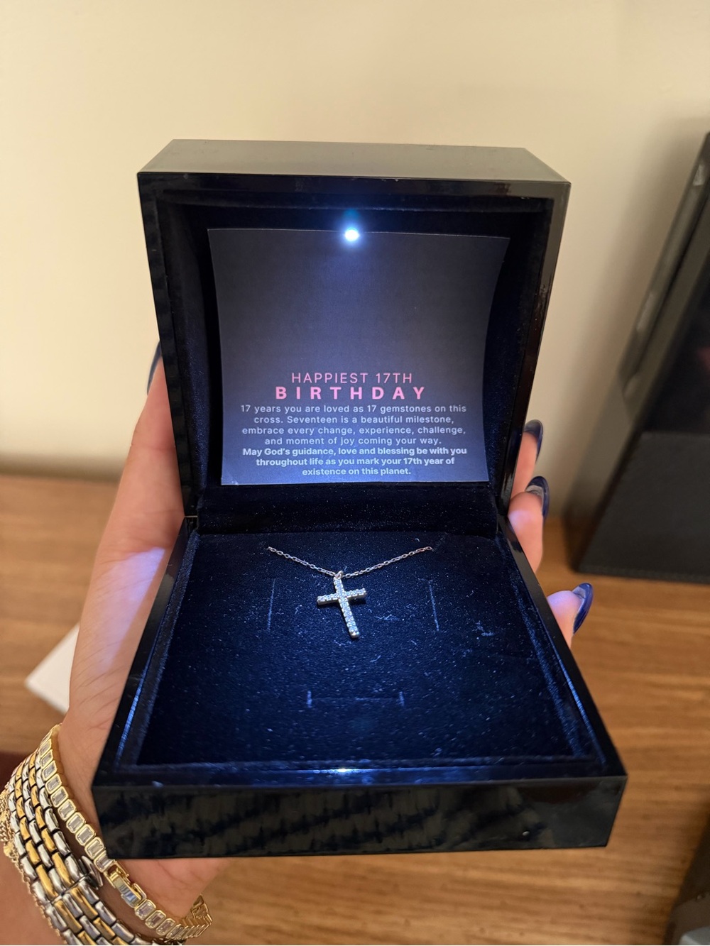 Delicate Silver Cross Necklace - Elegant Sparkle